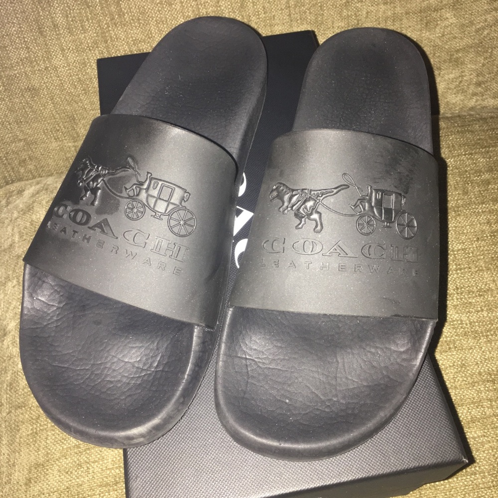 Coach Udele Sport Slide